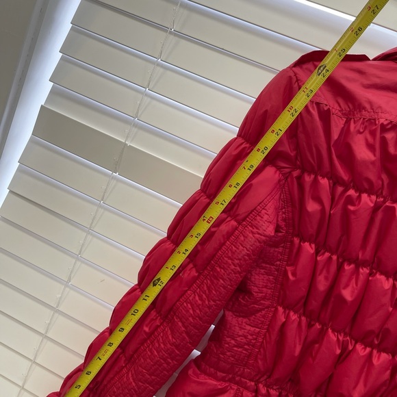 Authentic Burberry Brit puffer jacket - Picture 7 of 9